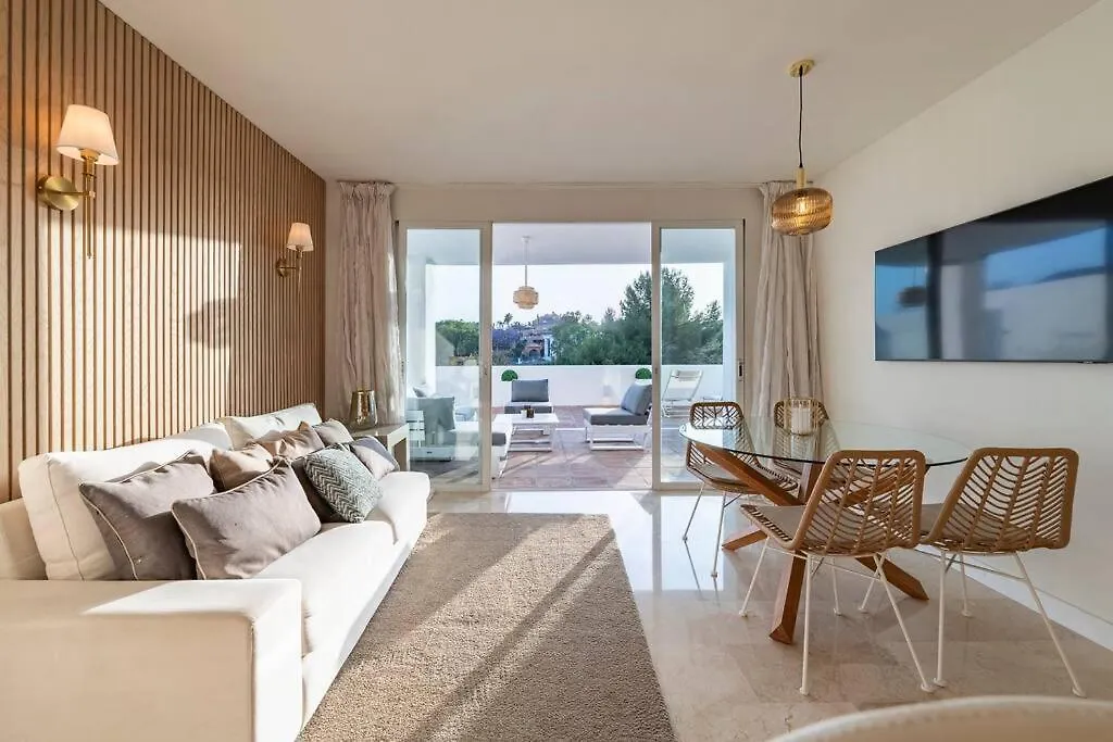Modern Flat In Marbella, 2Br, Pool & Parking Apartment 0*, Marbella Spain