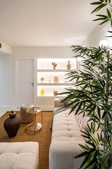 Modern Flat In Marbella, 2Br, Pool & Parking Apartment