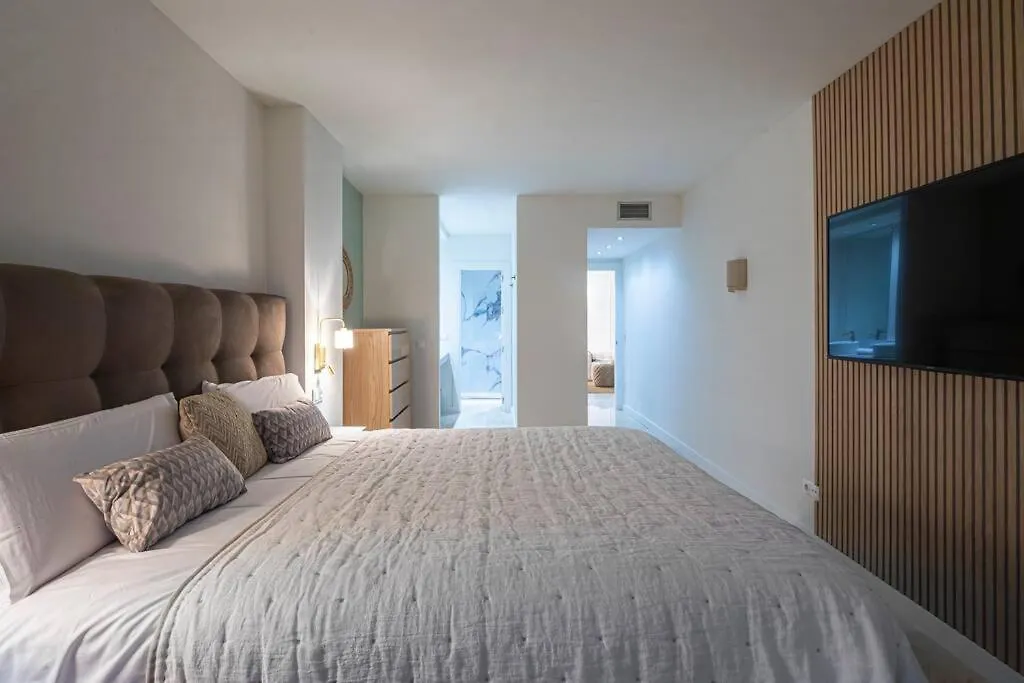 Modern Flat In Marbella, 2Br, Pool & Parking Apartment Spain