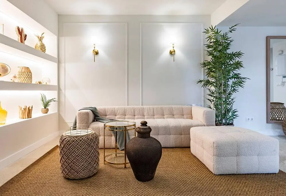Modern Flat In Marbella, 2Br, Pool & Parking Appartement